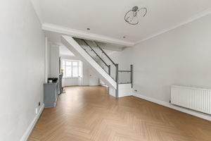 Photo 5- click for photo gallery